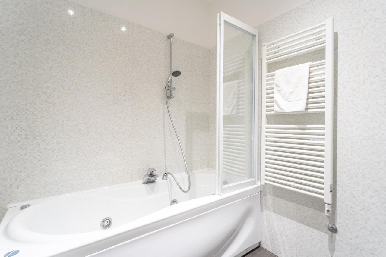 White Flat In Como City Center By Rent All 科莫 外观 照片